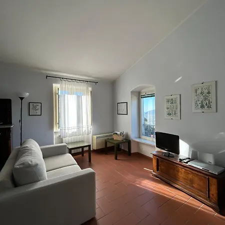 La Tisbe, Casa Nel Borgo Medievale Di Hébergement de vacances Castelnuovo Magra