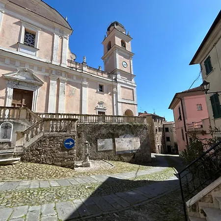 La Tisbe, Casa Nel Borgo Medievale Di